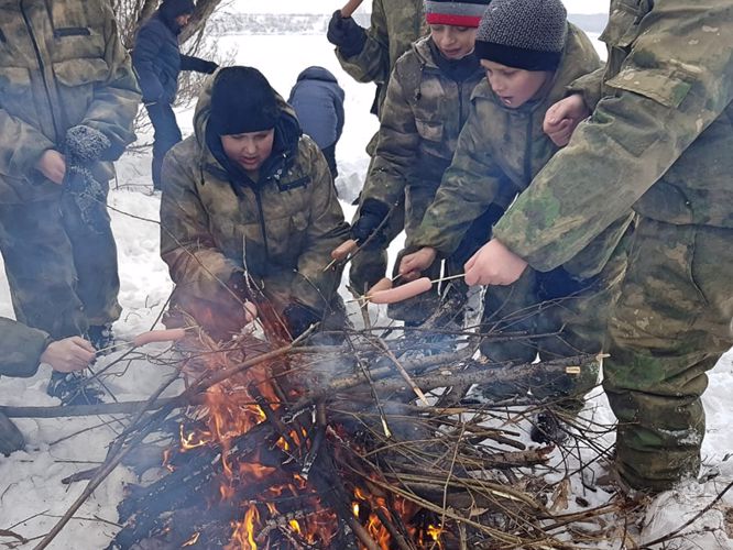Подшефные Росгвардии узнали, как выжить в экстремальных условиях