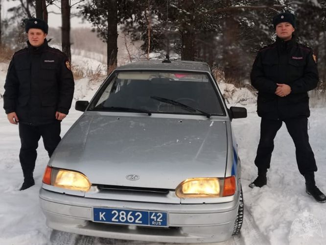 В Киселевске бойцы Росгвардии с поличным задержали похитителя ноутбука из магазина бытовой техники