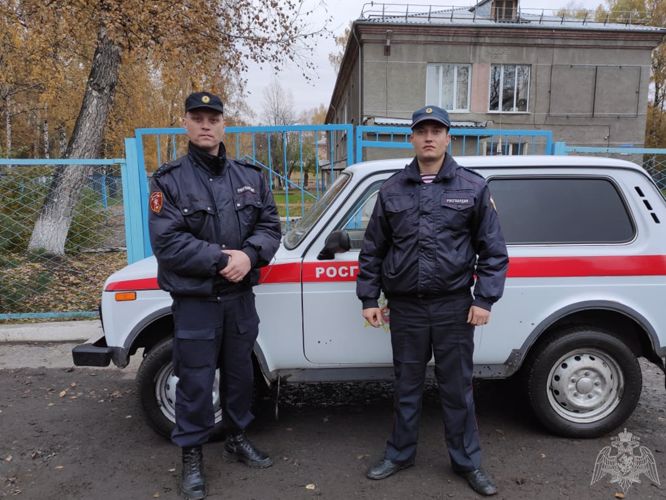 Росгвардейцы помогли кемеровчанке разыскать пропавшего внука 