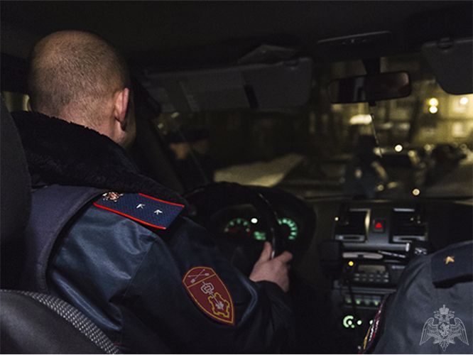 Новокузнецкие росгвардейцы задержали похитителя документов  из камеры хранения (ВИДЕО)