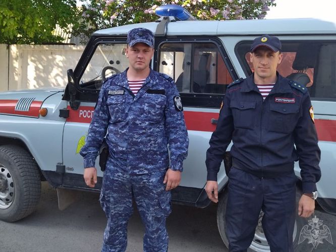 Топкинские росгвардейцы задержали похитителя кредитной карты