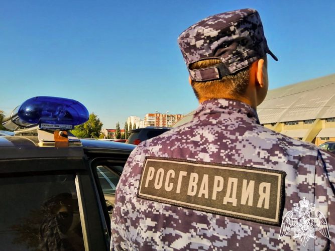 Росгвардейцы помогли вернуть матери пропавшего сына