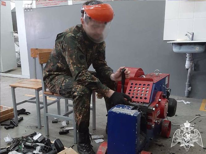 Кузбасские росгвардейцы приступили к уничтожению незаконного оружия