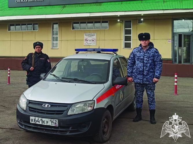 Росгвардейцы задержали похитителя 25 блоков сигарет (ВИДЕО)