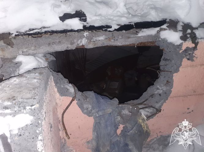 Благодаря очевидцу росгвардейцы задержали рецидивистов, проникших в неохраняемый гараж (ФОТО)