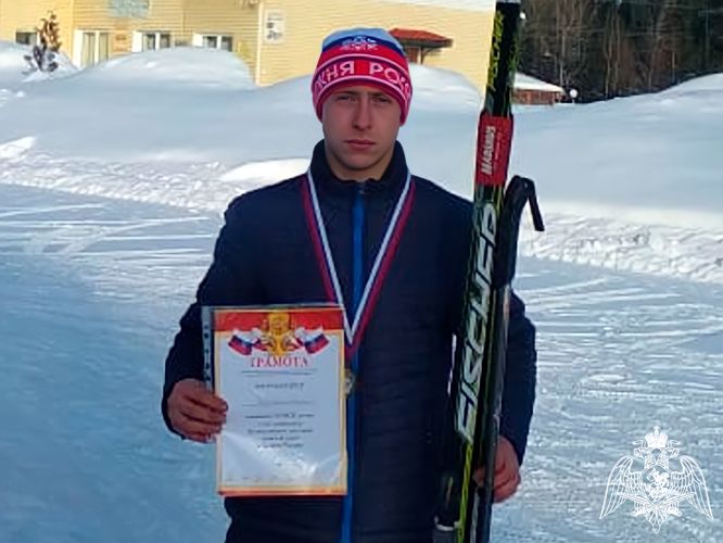 Росгвардеец победил в массовой лыжной гонке в Кузбассе