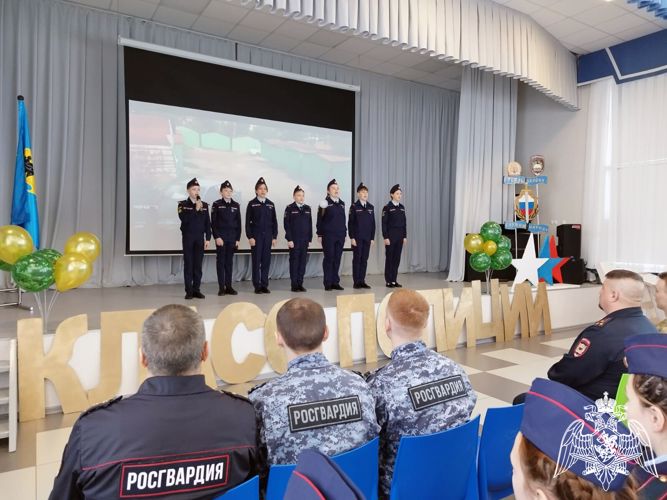 Росгвардейцы провели мастер-классы для юргинских кадетов