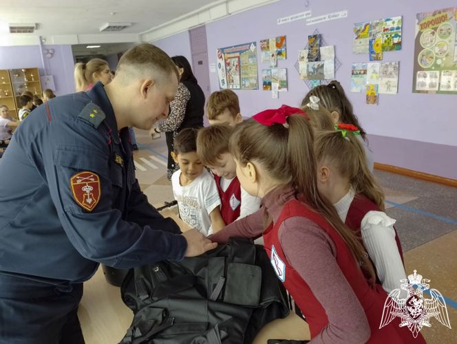 Кузбасские росгвардейцы продолжают акцию «Дни Росгвардии» 