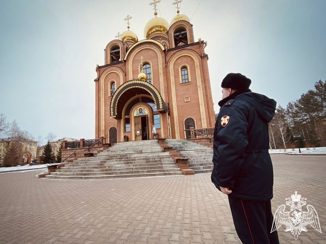 Кузбасские росгвардейцы обеспечили безопасность в период празднования Вербного воскресенья