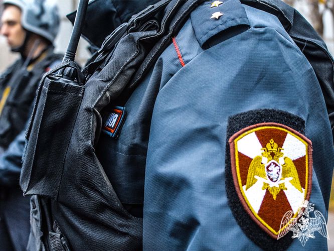 Кузбасские росгвардейцы задержали злоумышленников, похитивших металл с производственного предприятия (ФОТО)