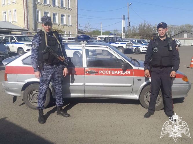 Росгвардейцы помогли вернуть домой потерявшегося 8-летнего кузбассовца 