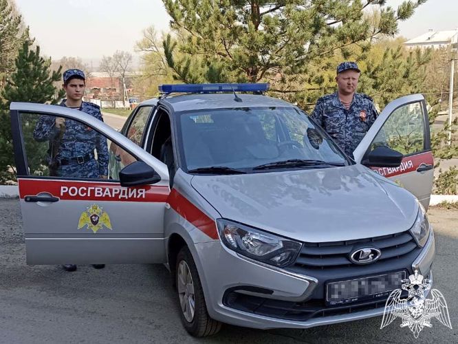 Росгвардейцы помогли жительнице Осинников отыскать ушедшего из дома подростка 