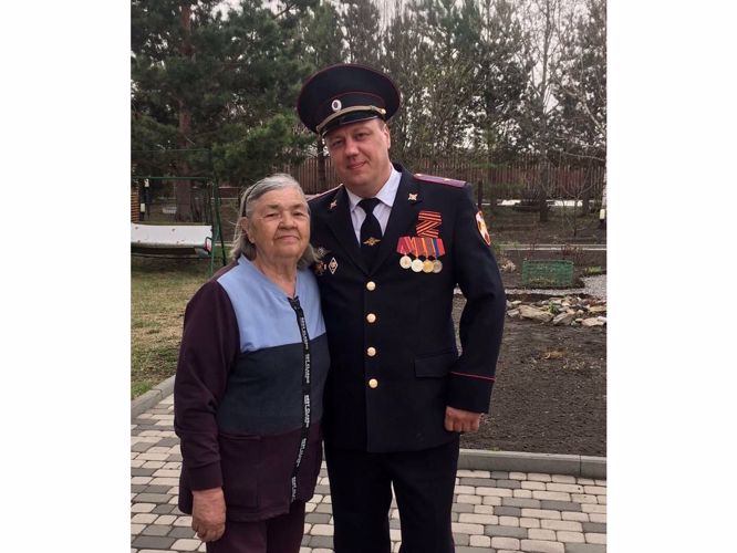 Кузбасские росгвардейцы почтили память павших за Родину