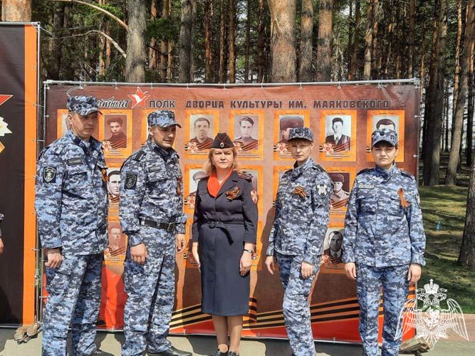Кузбасские росгвардейцы почтили память павших за Родину