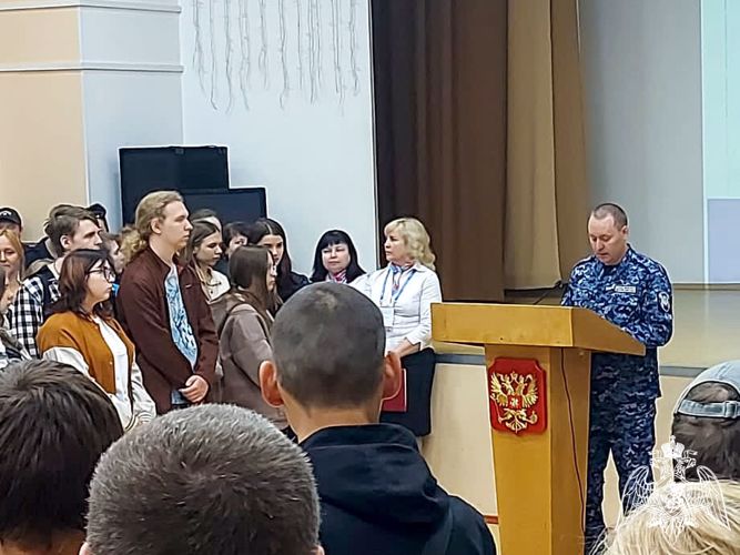 Юргинские росгвардейцы стали участниками всероссийской ярмарки трудоустройства 