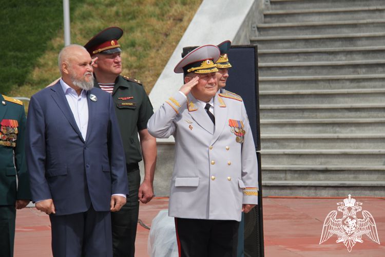 Отряду специального назначения Росгвардии «Кузбасс» вручено Боевое знамя