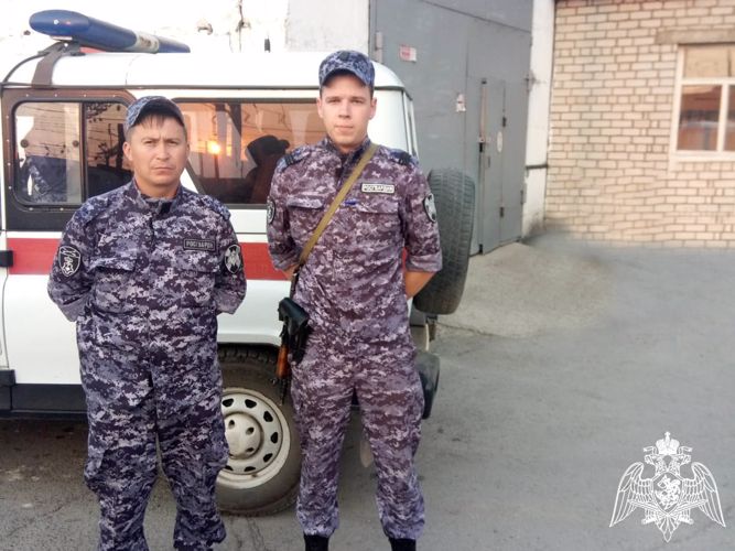 Росгвардейцы пресекли проникновение в частный дом в Кузбассе