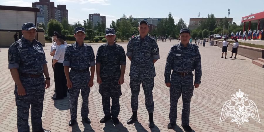 Кузбасские росгвардейцы обеспечили правопорядок во время празднования Дня России 