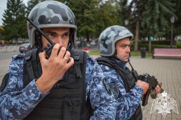 Росгвардейцы задержали горожан, которые после противоправных действий попытались скрыться из сауны
