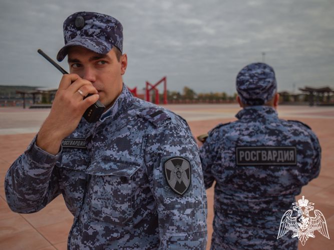 Росгвардейцы защитили горожанку, на которую в квартире напал приятель