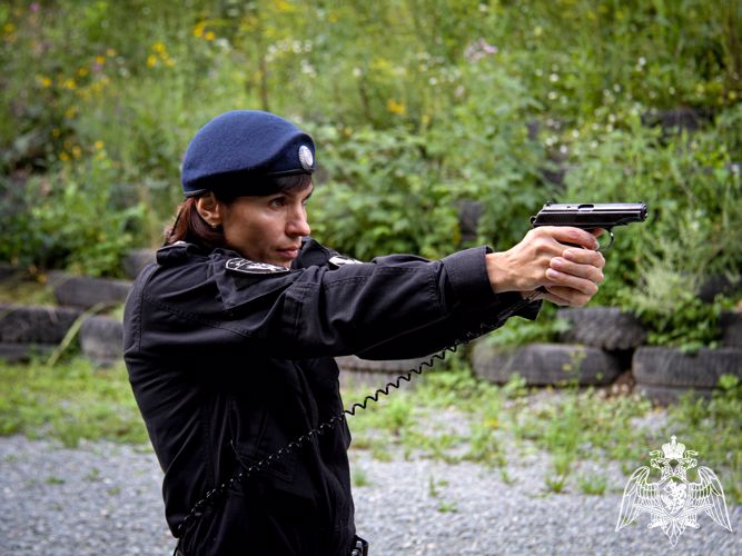 «Я просто выполняю свои обязанности»: сотрудница спецподразделения Росгвардии о важности дежурной службы (ВИДЕО)