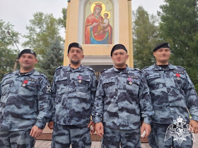Сотрудники спецподразделения Росгвардии представлены к государственным наградам в Кузбассе (ВИДЕО)