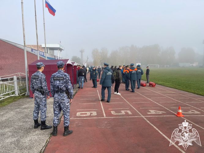 Росгвардия обеспечила безопасность чемпионата по функциональному пожарно-спасательному многоборью в Кузбассе