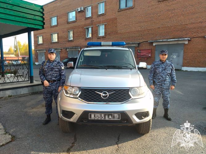 Росгвардейцы вернули обеспокоенной матери пропавшего сына