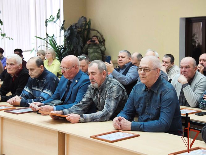 Ветеранов войск правопорядка чествовали в Кузбассе