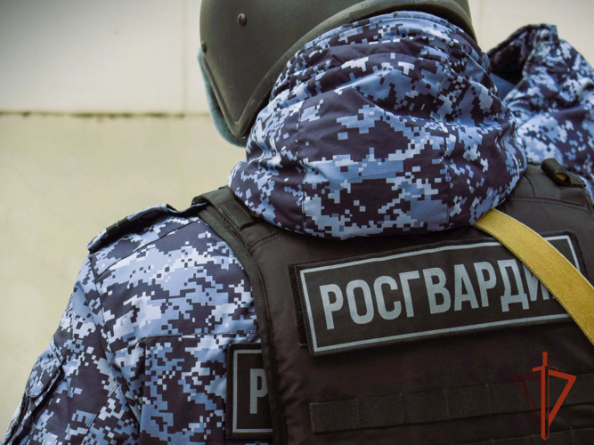 Росгвардейцы защитили новокузнечанку от агрессивных действий сожителя