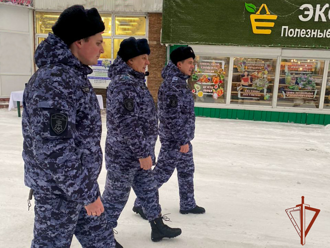 Росгвардейцы обеспечили безопасность предновогодних мероприятий в Кузбассе