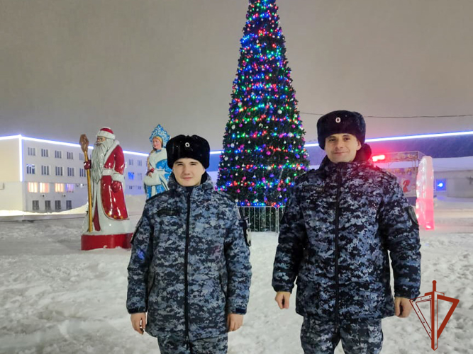 Росгвардейцы обеспечили безопасность кузбассовцам в новогоднюю ночь
