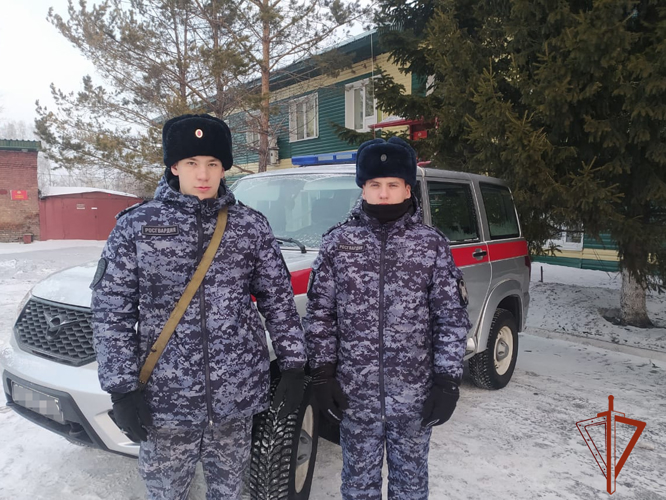 Благодаря неравнодушию кузбассовцев росгвардейцы задержали подозреваемого в грабеже