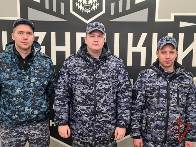 Росгвардия обеспечивает правопорядок международных соревнований по хоккею в Кузбассе