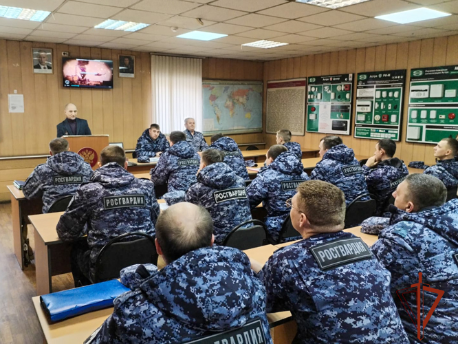 В Кузбассе сотрудники Росгвардии почтили память участников трагических событий на Чернобыльской АЭС