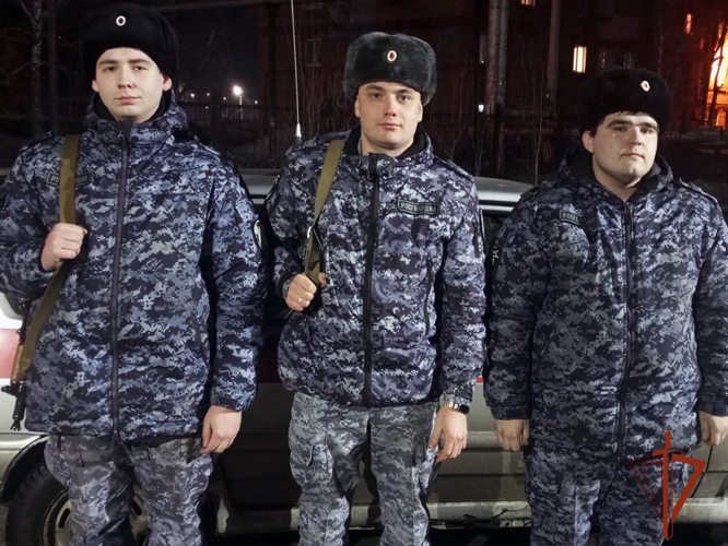 Местная жительница выразила благодарность кузбасским росгвардейцам за их внимание к пожилым людям (ФОТО)