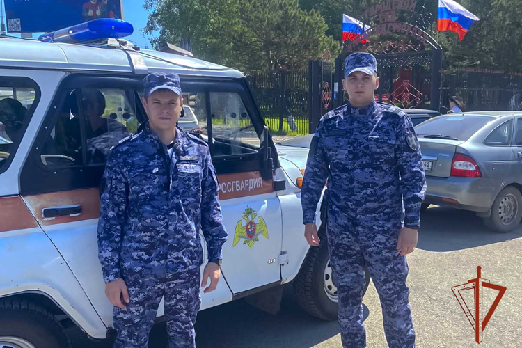 Росгвардия обеспечила безопасность празднования Дня России в Кузбассе 