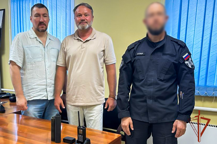 Жители Кузбасса передали спецназовцам уникальное снаряжение