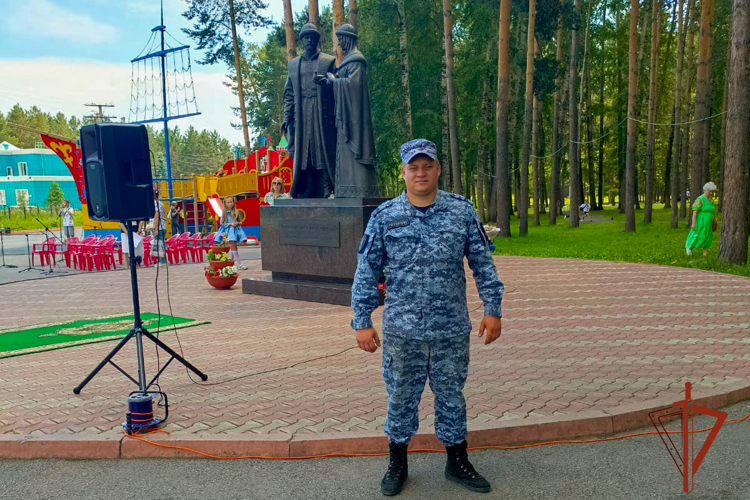 Росгвардия обеспечила безопасность более 20 тысяч кузбассовцев во время масштабных праздничных мероприятий 