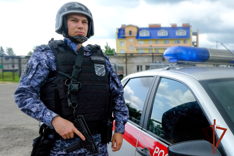 Росгвардейцы задержали новокузнечанку после конфликта с избиением знакомого молотком