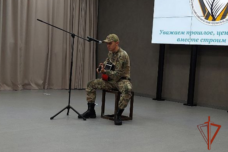 Сотрудник ОМОН «Оберег» поддержал бойцов СВО в рамках проекта Государственного фонда «Защитника Отечества» 