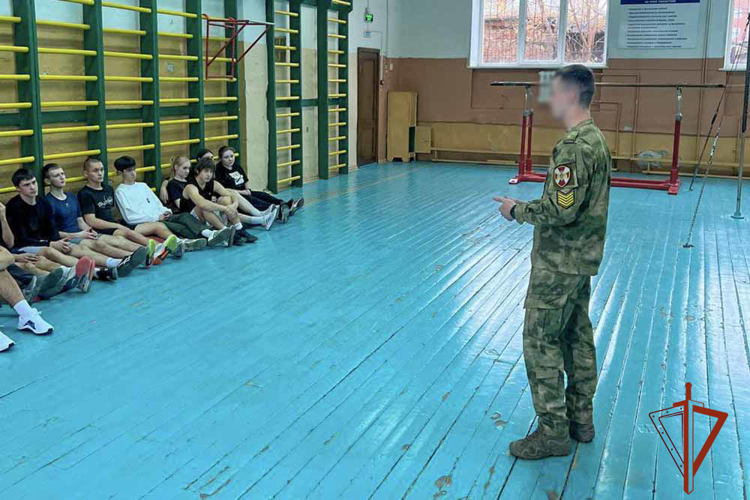Курсанты Новосибирского военного института Росгвардии проходят стажировку в отряде специального назначения «Кузбасс» 