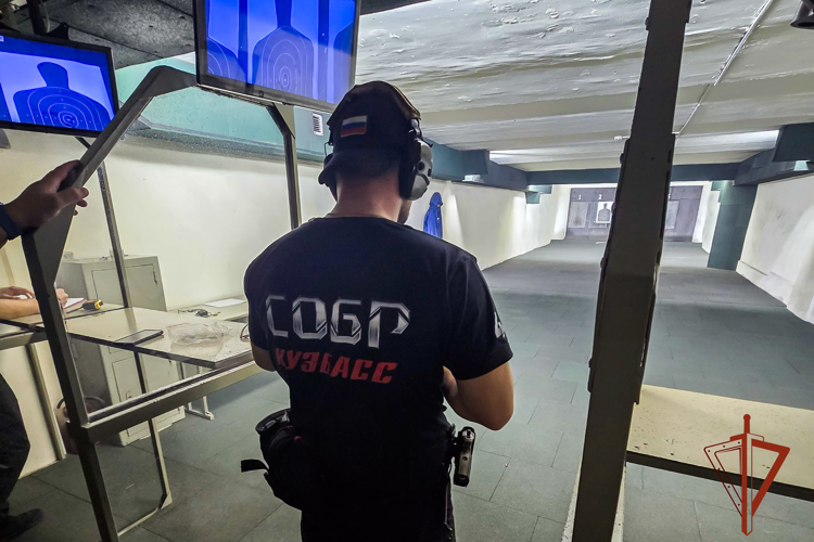  Стрелки СОБР Росгвардии стали лучшими среди спортсменов-силовиков Кузбасса