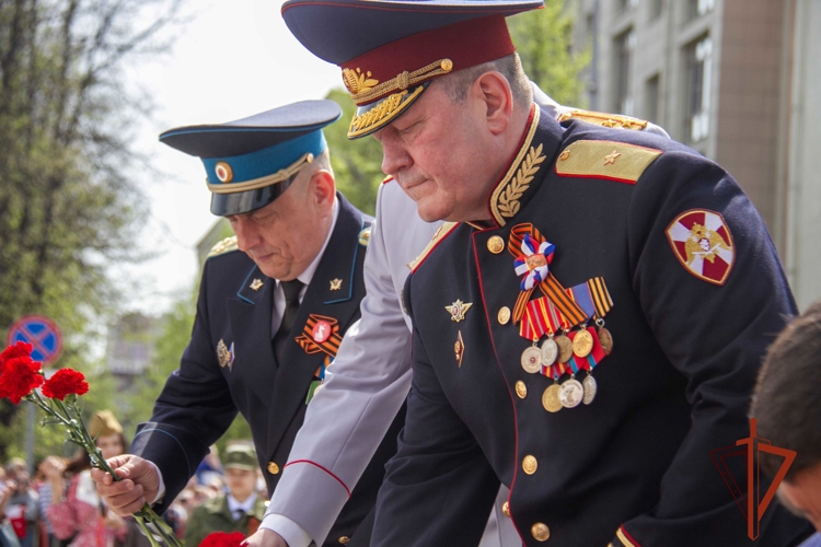Начальник региональных подразделений Росгвардии принял участие в торжествах, посвященных 80-летию Победы