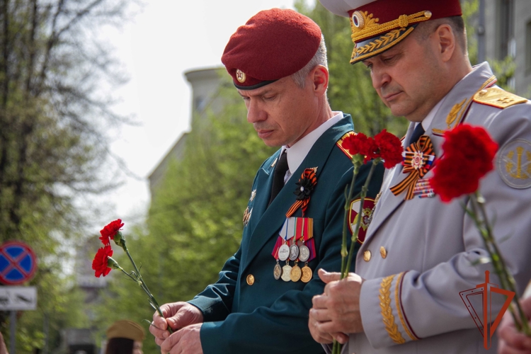 Начальник региональных подразделений Росгвардии принял участие в торжествах, посвященных 80-летию Победы