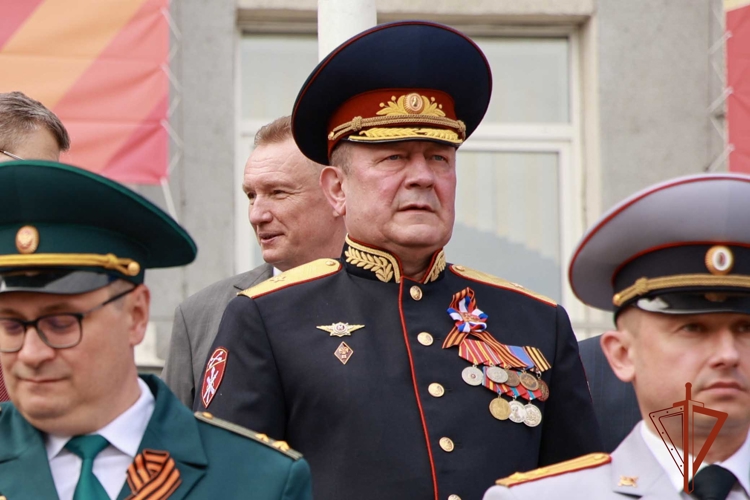 Начальник региональных подразделений Росгвардии принял участие в торжествах, посвященных 80-летию Победы
