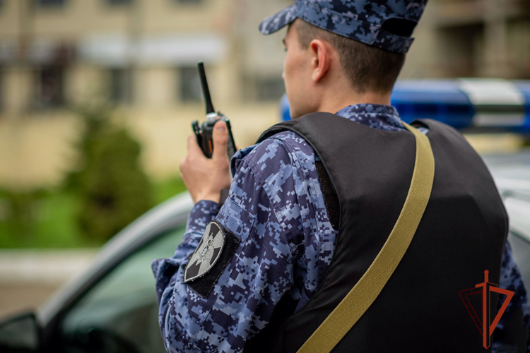 Росгвардейцы задержали предполагаемых виновников в хищении техники из квартиры кузбассовца
