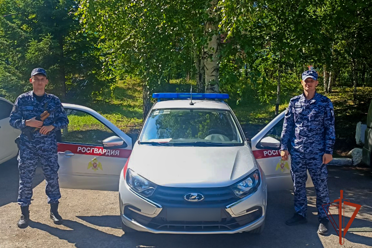 Кузбасские росгвардейцы вернули матери пропавшего девятилетнего сына