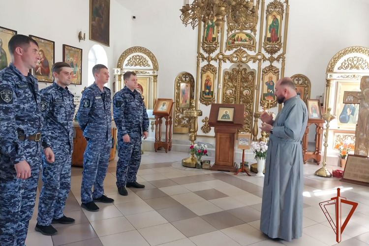 В Кемеровской области отметили День памяти небесного покровителя Росгвардии – святого князя Владимира 