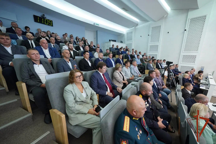 Росгвардейцы и ветераны войск правопорядка присоединились к программе «СВОи Герои. Кузбасс» 